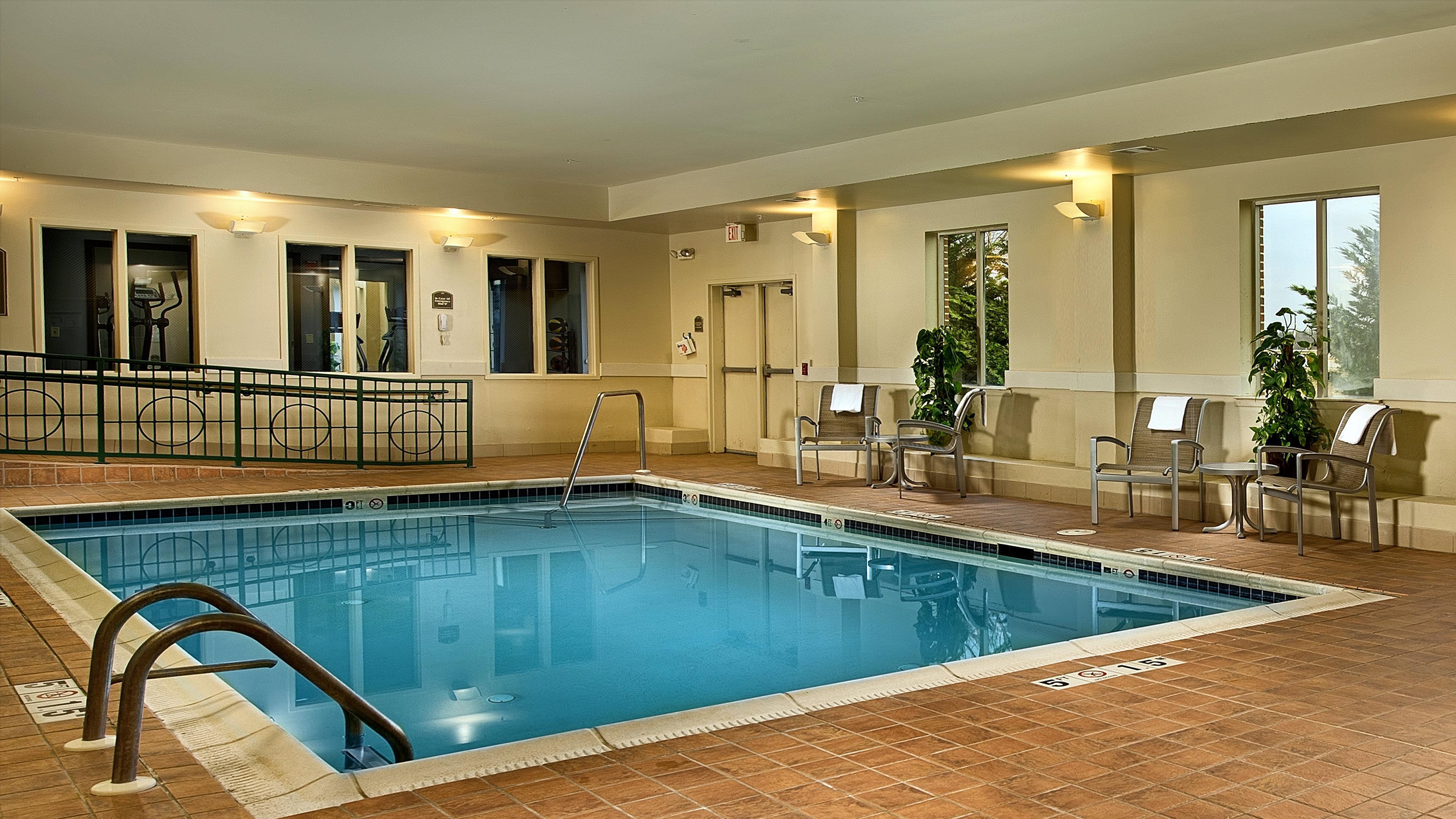 Holiday Inn Express & Suites By Ihg Chambersburg By Ihg Exterior foto