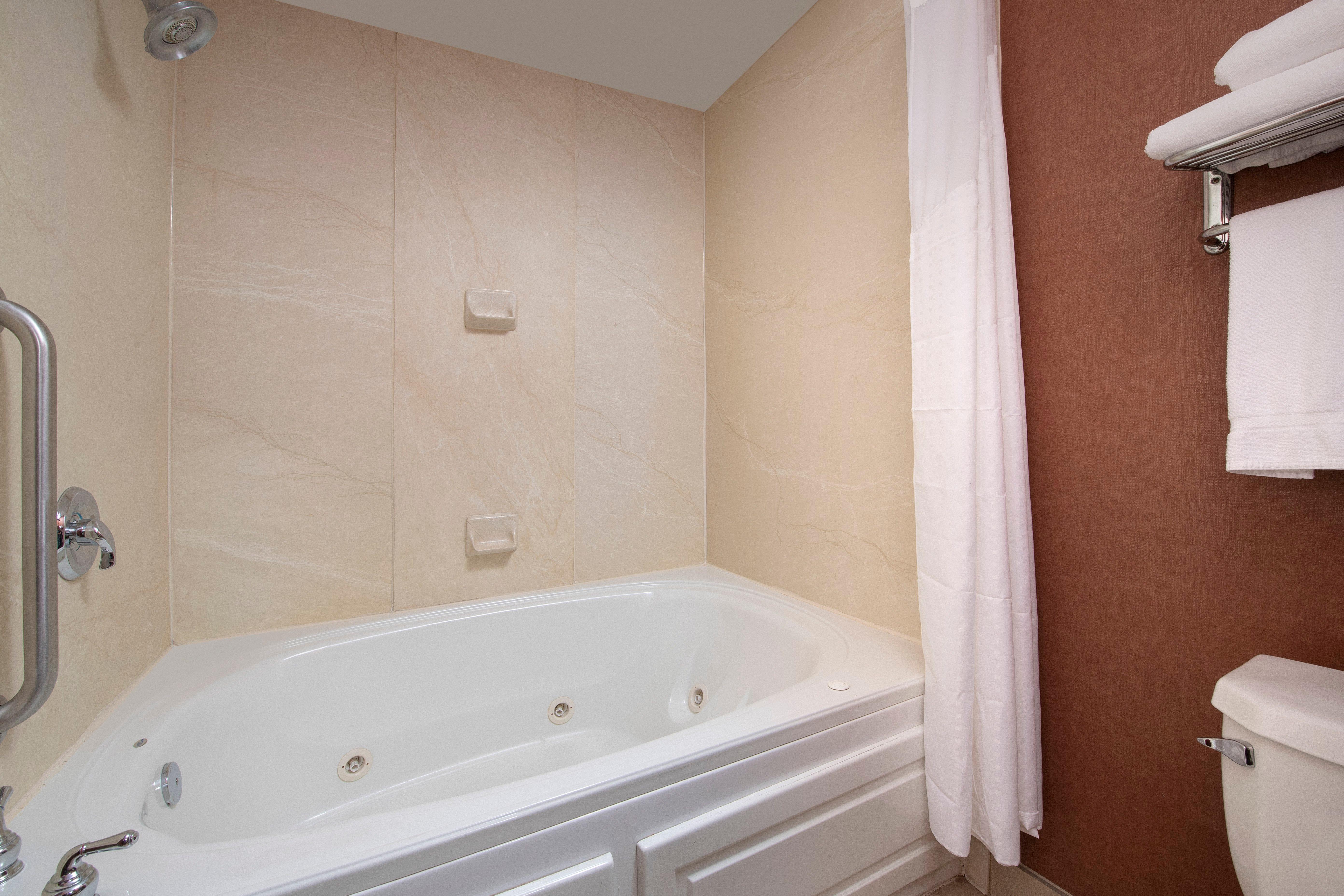 Holiday Inn Express & Suites By Ihg Chambersburg By Ihg Exterior foto