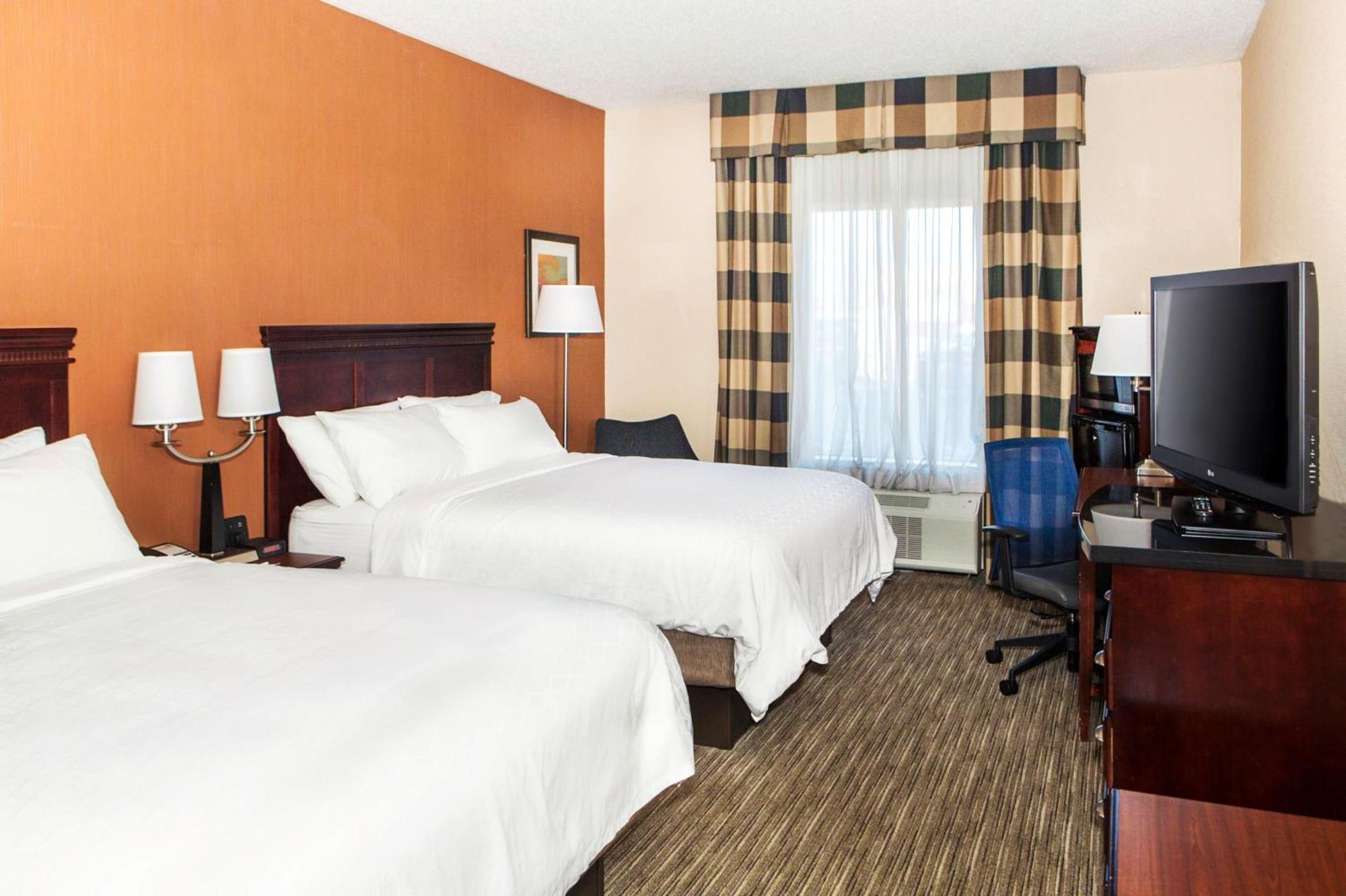 Holiday Inn Express & Suites By Ihg Chambersburg By Ihg Exterior foto