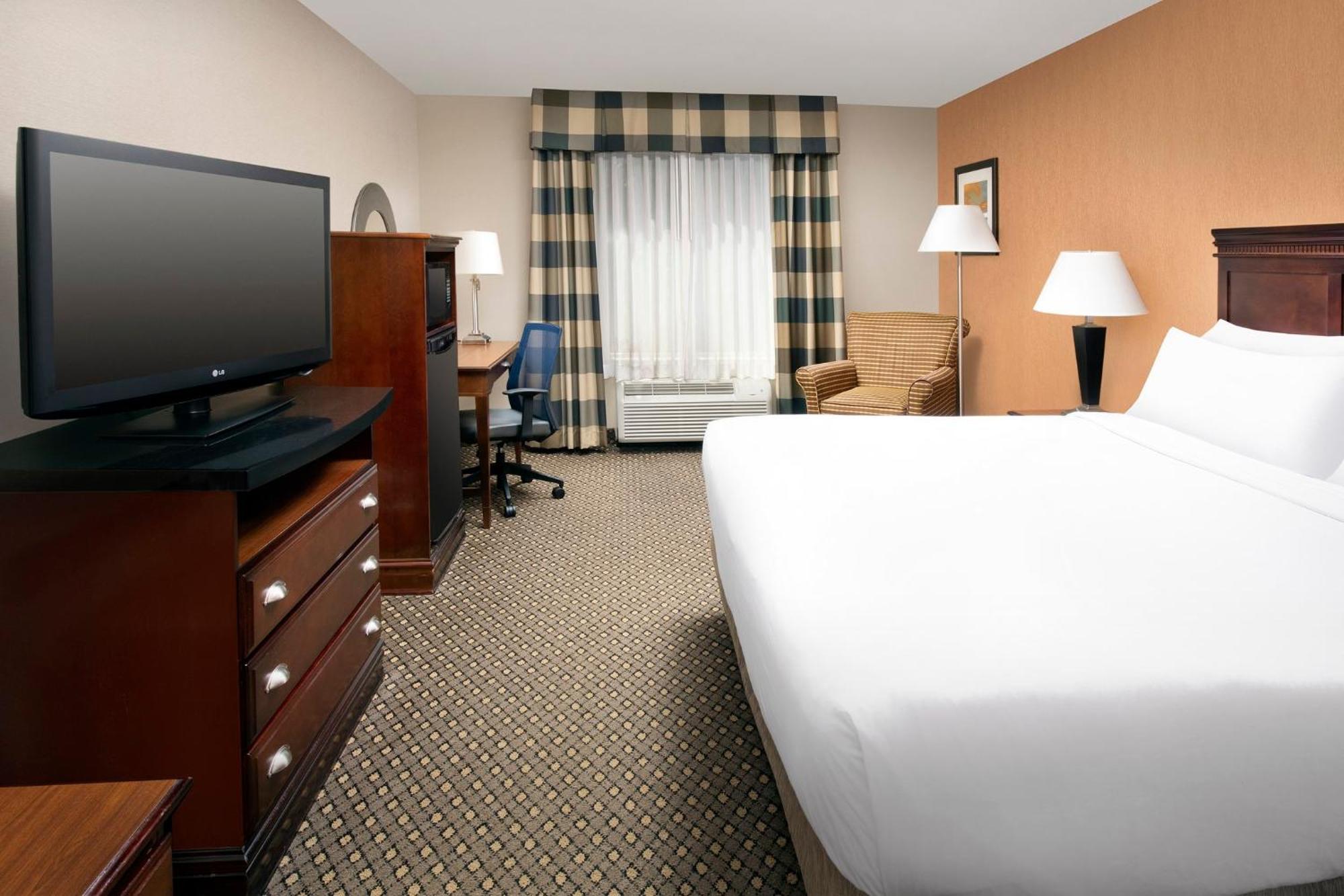 Holiday Inn Express & Suites By Ihg Chambersburg By Ihg Exterior foto
